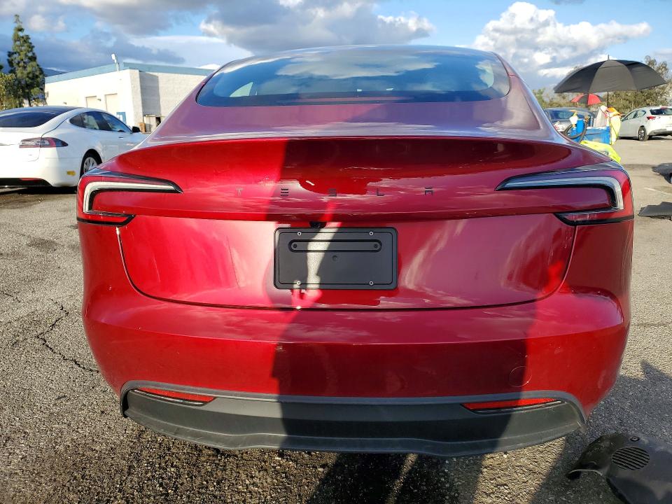 2026 Tesla Model 3 მანქანა იყიდება აუქციონზე, vin: 5YJ3E1EA8TF128241, აუქციონის ნომერი: 77694435