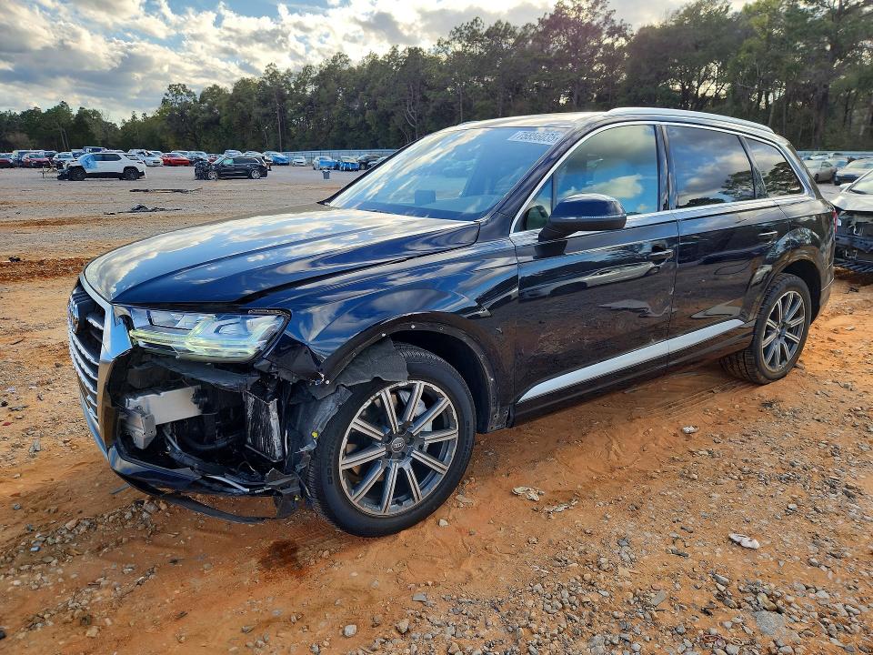 Продаж на аукціоні авто 2017 Audi Q7, vin: WA1LAAF70HD015326, номер лоту: 75856035