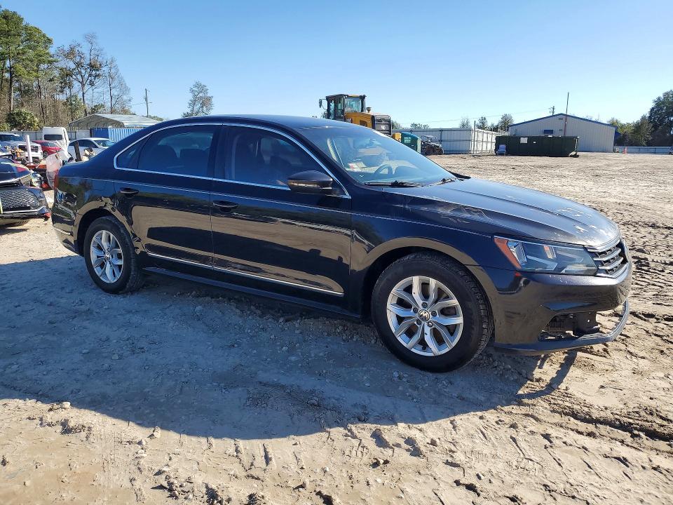 2017 Volkswagen Passat S მანქანა იყიდება აუქციონზე, vin: 1VWAT7A30HC006918, აუქციონის ნომერი: 76572735
