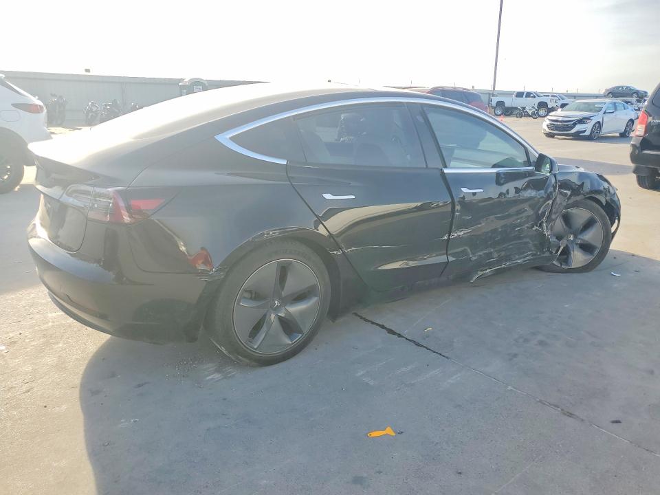 Продажа на аукционе авто 2019 Tesla Model 3, vin: 5YJ3E1EA4KF431323, номер лота: 79041065