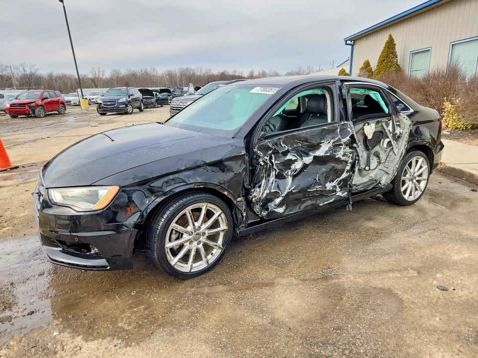 77003515 :رقم المزاد ، WAUEFGFF1F1058305 vin ، 2015 Audi A3 مزاد بيع