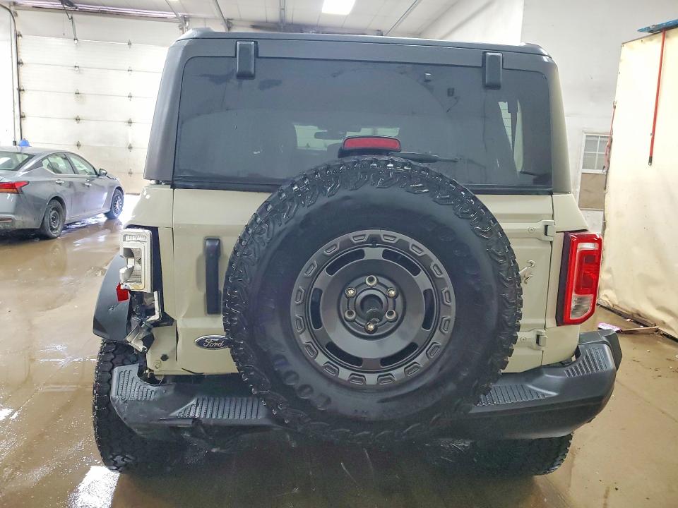 2025 Ford Bronco მანქანა იყიდება აუქციონზე, vin: 1FMEE7BH4SLB15989, აუქციონის ნომერი: 76714355
