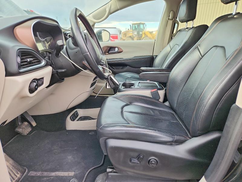 76138765 :رقم المزاد ، 2C4RC1EG8HR544550 vin ، 2017 Chrysler Pacifica T مزاد بيع
