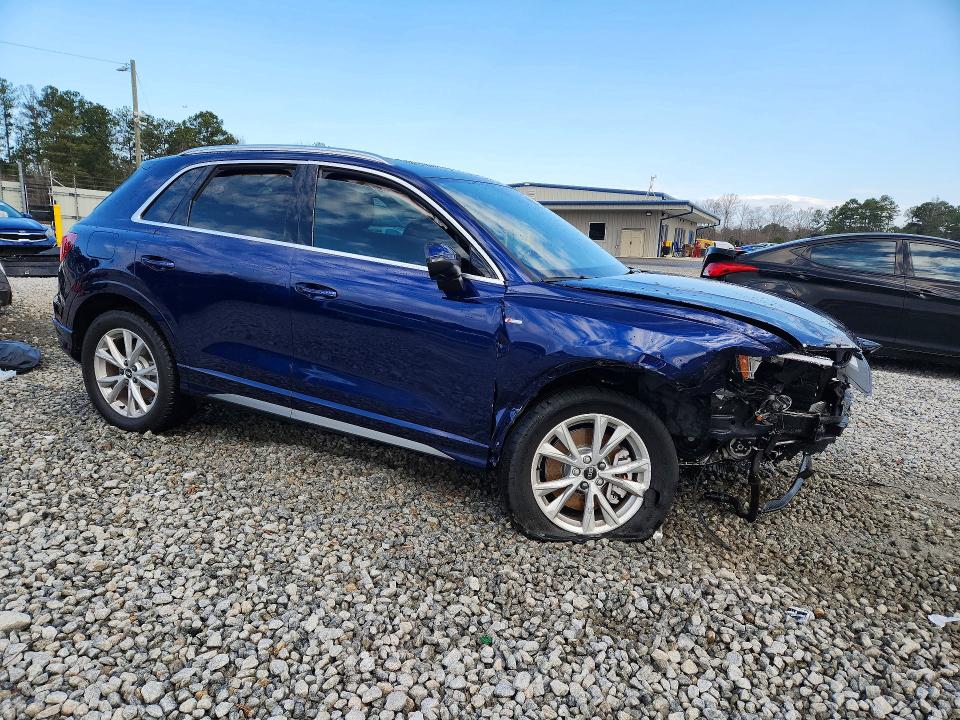 2021 Audi Q3 მანქანა იყიდება აუქციონზე, vin: WA1DECF38M1100587, აუქციონის ნომერი: 78486495