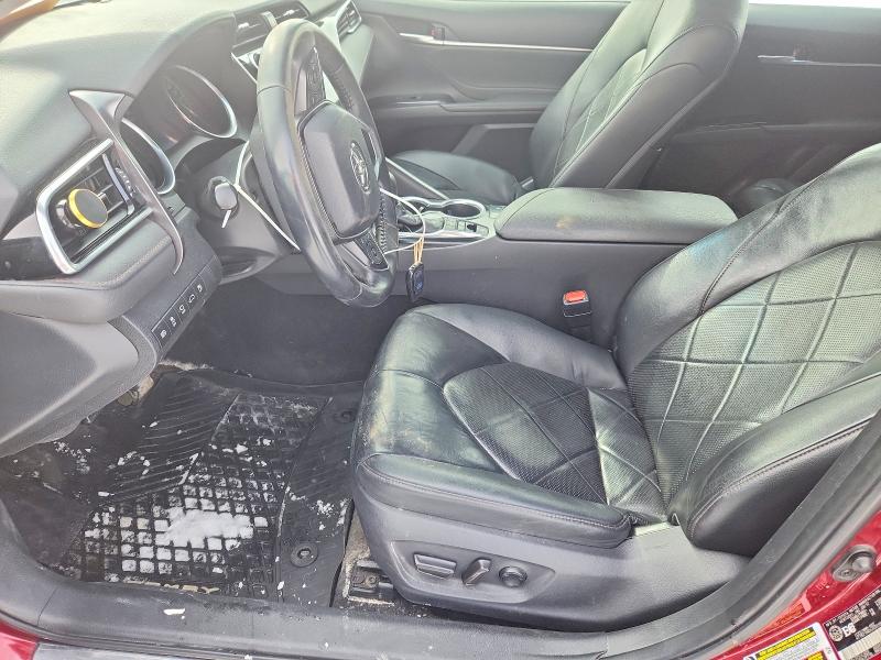 79232385 :رقم المزاد ، 4T1B21HK9JU501926 vin ، 2018 Toyota Camry Hybrid مزاد بيع