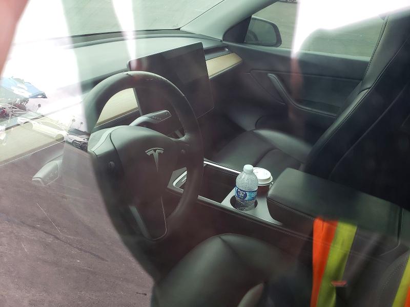 Продаж на аукціоні авто 2022 Tesla Model Y, vin: 7SAYGDEE1NF511612, номер лоту: 76850845