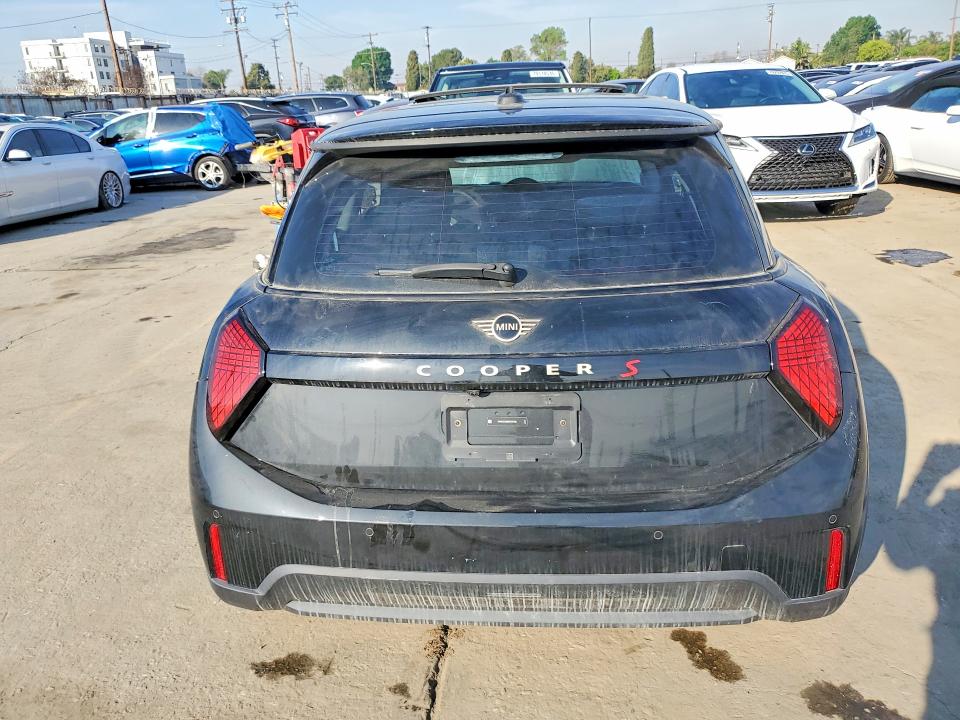 79234495 :رقم المزاد ، WMW23GD06S2W35165 vin ، 2025 Mini Cooper مزاد بيع