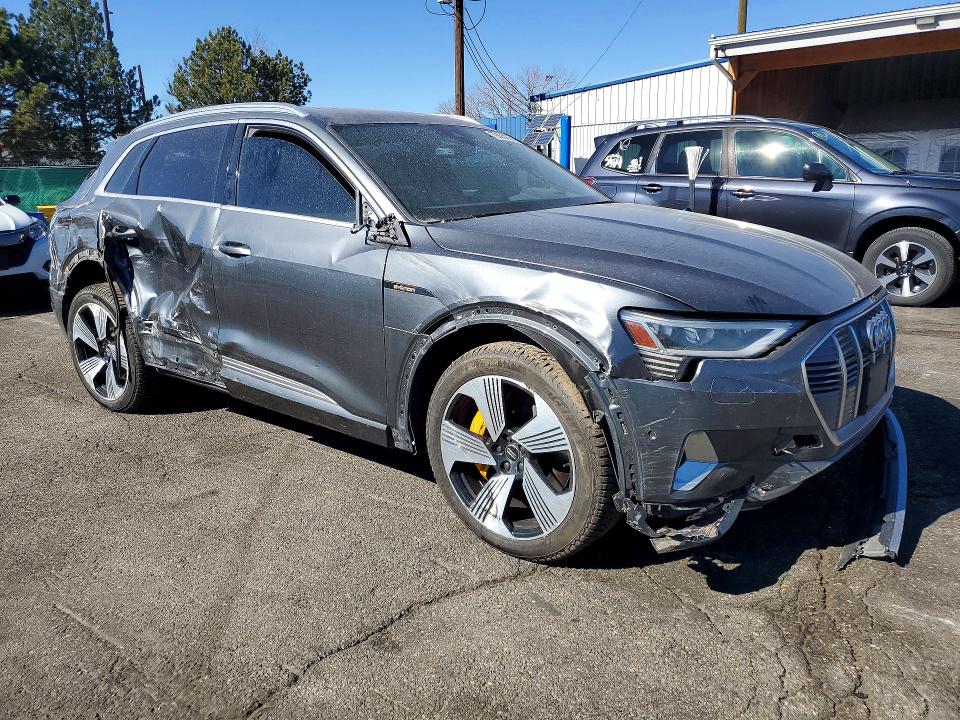 79383265 :رقم المزاد ، WA1VAAGE7KB007314 vin ، 2019 Audi E-tron مزاد بيع