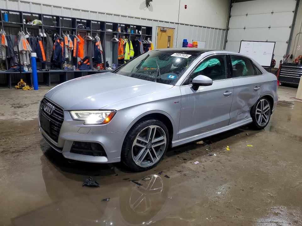 Продажа на аукционе авто 2018 Audi A3, vin: WAUJ8GFF7J1030753, номер лота: 79057925