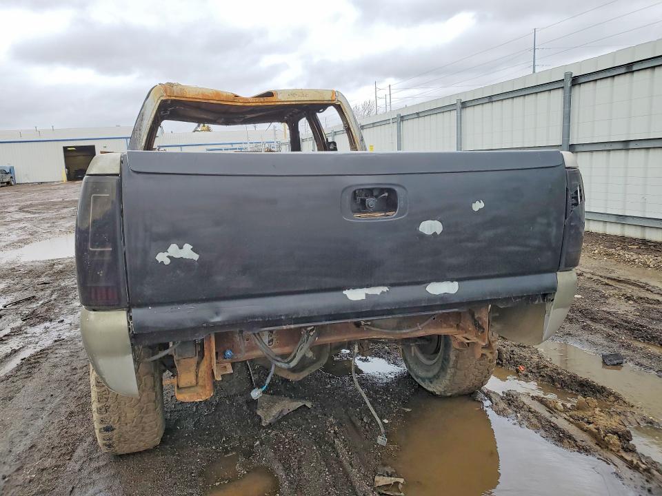 78183925 :رقم المزاد ، 1GTHK23276F106814 vin ، 2006 Gmc Sierra مزاد بيع