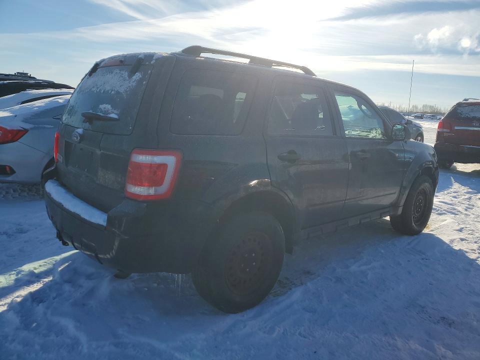 72744565 :رقم المزاد ، 1FMCU03G19KA90749 vin ، 2009 Ford Escape مزاد بيع
