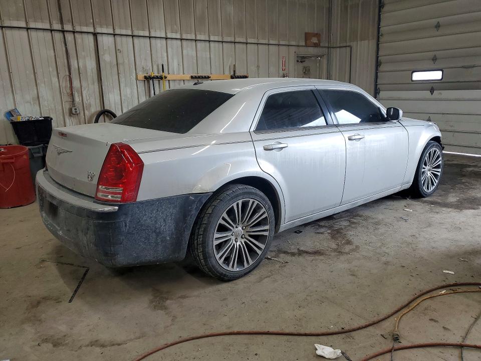 Продажа на аукционе авто 2010 Chrysler 300, vin: 2C3CA2CV8AH328944, номер лота: 76748475