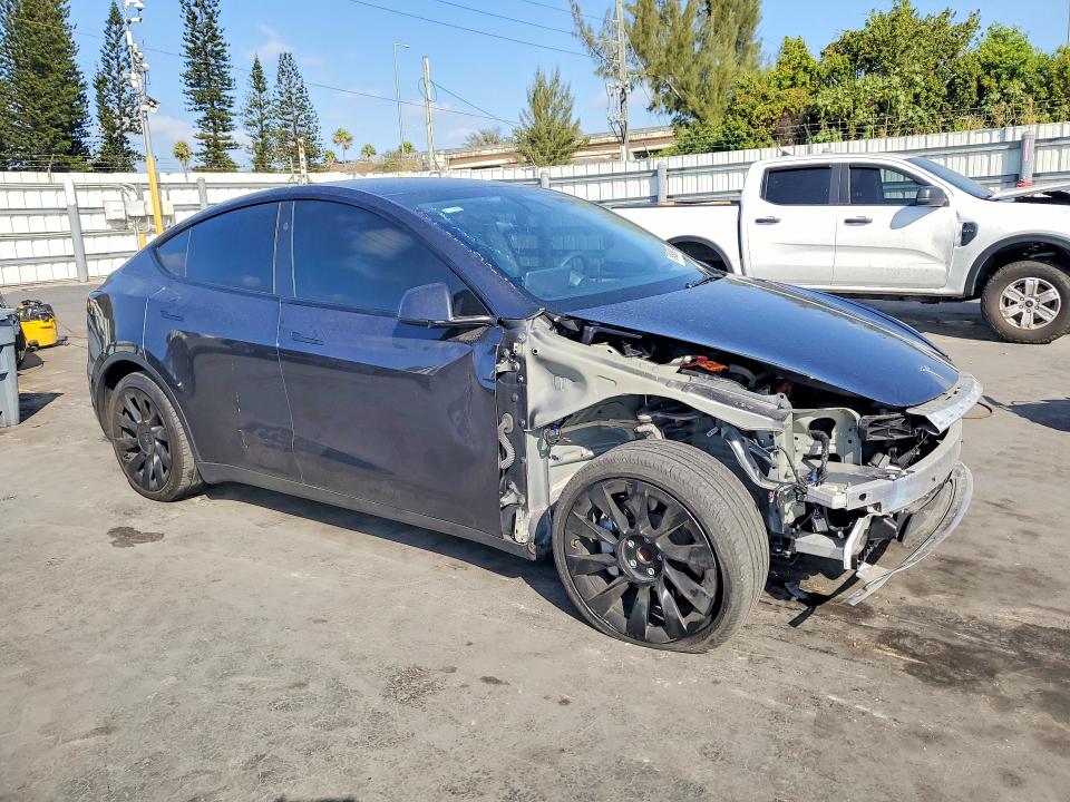 Продажа на аукционе авто 2024 Tesla Model Y, vin: 7SAYGDED5RA305963, номер лота: 78495895