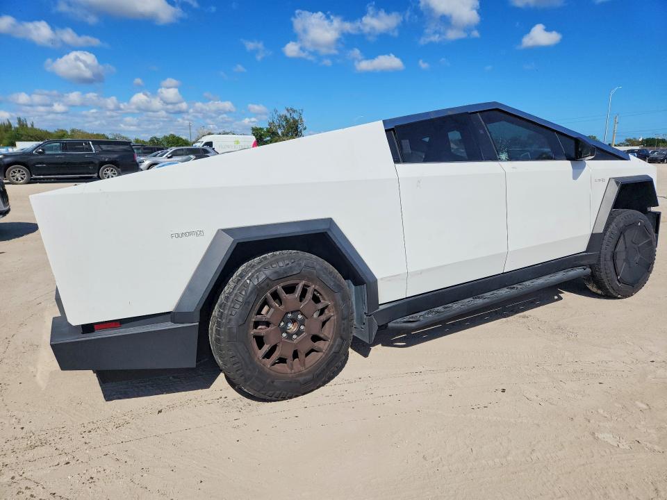 Aukcja sprzedaży 2024 Tesla Cybertruck, vin: 7G2CEHED7RA014463, numer aukcji: 76779695
