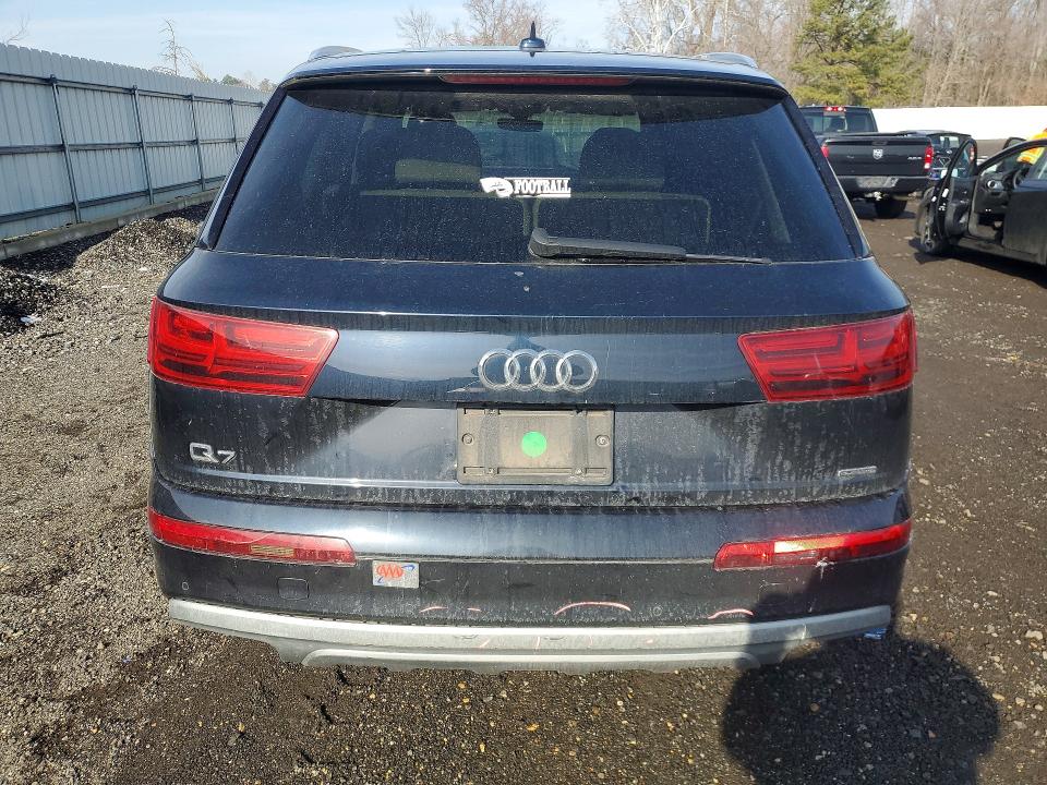 Продажа на аукционе авто 2017 Audi Q7, vin: WA1LHAF79HD047333, номер лота: 78319675