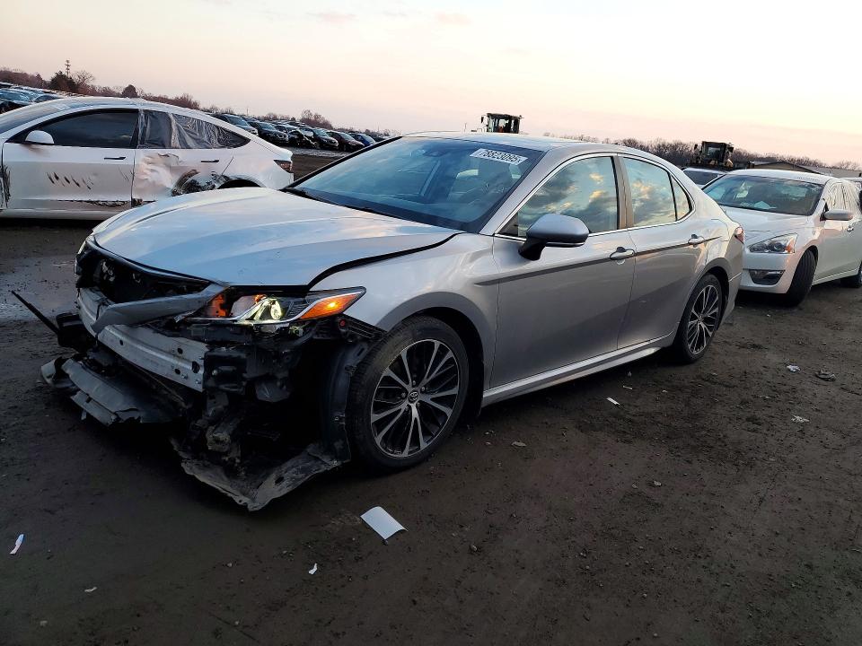78823095 :رقم المزاد ، 4T1B11HK5KU749997 vin ، 2019 Toyota Camry مزاد بيع