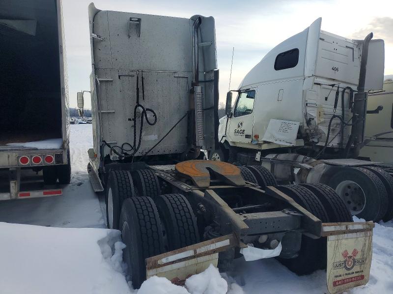 Продажа на аукционе авто 2003 Freightliner Columbia, vin: 1FUJA6CG43PK22977, номер лота: 77384825