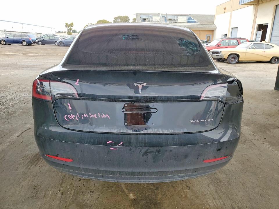 Продажа на аукционе авто 2018 Tesla Model 3, vin: 5YJ3E1EB7JF144355, номер лота: 76749075