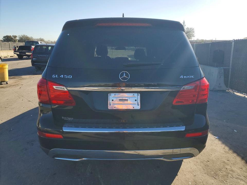 Продаж на аукціоні авто 2015 Mercedes-benz Gl, vin: 4JGDF6EE6FA465002, номер лоту: 76026275