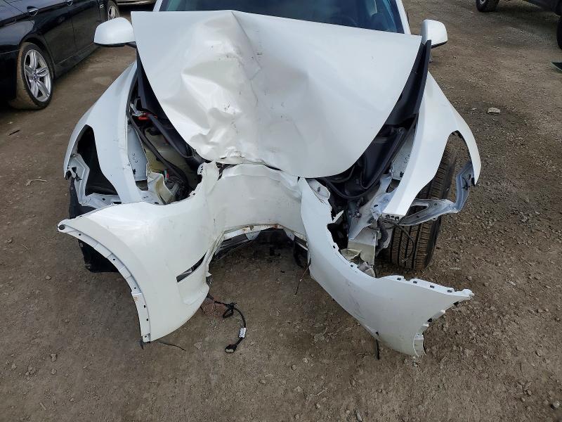 2024 Tesla Model Y მანქანა იყიდება აუქციონზე, vin: 7SAYGDEE7RF058649, აუქციონის ნომერი: 77232855