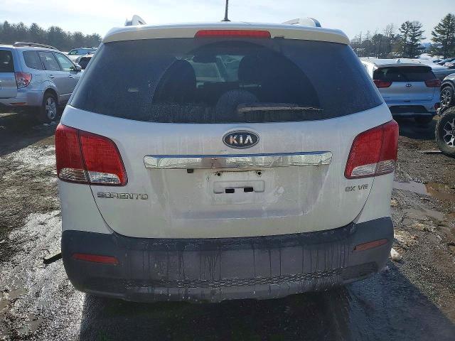 76078675 :رقم المزاد ، 5XYKUDA28DG358824 vin ، 2013 Kia Sorento مزاد بيع