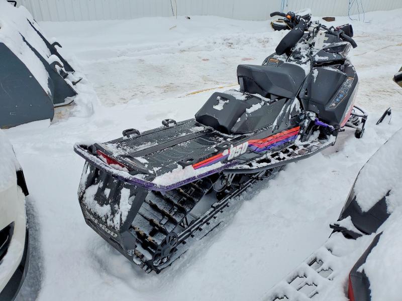 Продажа на аукционе авто 2022 Ski-doo Snowmobile, vin: 2BPSUGNA2NV000013, номер лота: 75617775