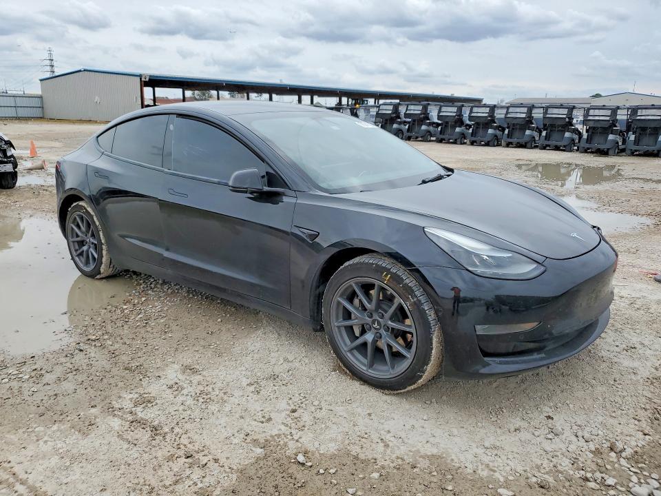 2022 Tesla Model 3 მანქანა იყიდება აუქციონზე, vin: 5YJ3E1EA8NF130896, აუქციონის ნომერი: 76741295