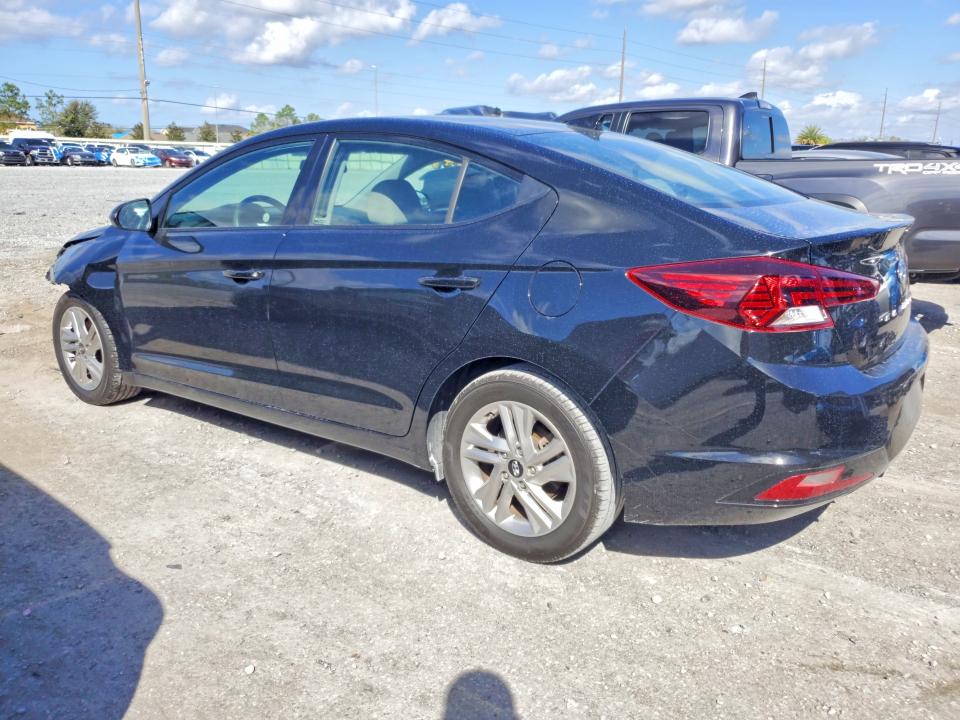 77881305 :رقم المزاد ، 5NPD84LF9LH531867 vin ، 2020 Hyundai Elantra مزاد بيع