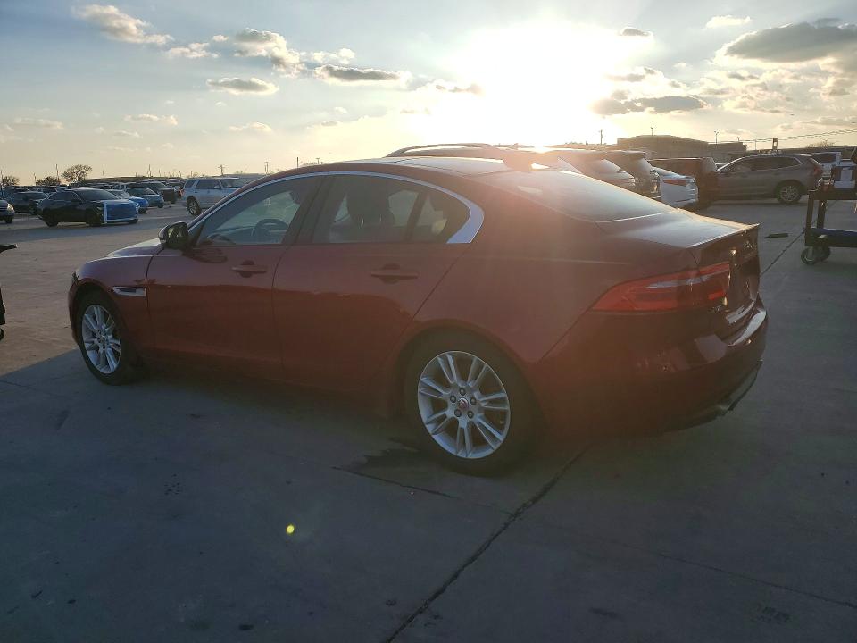 Продажа на аукционе авто 2018 Jaguar Xe Premium, vin: SAJAJ4FX2JCP37814, номер лота: 76187075