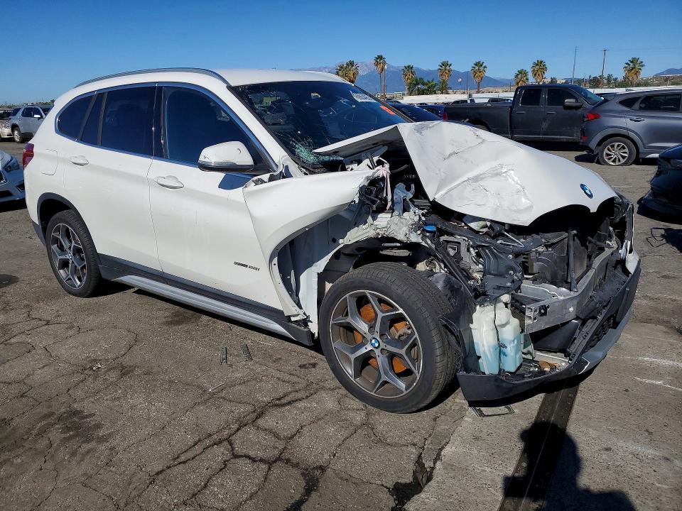 Продаж на аукціоні авто 2018 Bmw X1, vin: WBXHU7C34J5H40120, номер лоту: 76985495