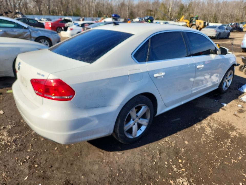 Продажа на аукционе авто 2014 Volkswagen Passat, vin: 1VWBT7A37EC088159, номер лота: 76800935