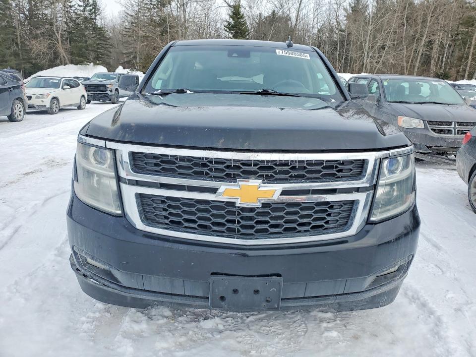 Продаж на аукціоні авто 2017 Chevrolet Suburban, vin: 1GNSKHKC9HR227582, номер лоту: 75585505