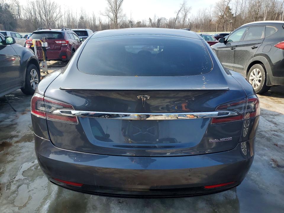 Продажа на аукционе авто 2019 Tesla Model S, vin: 5YJSA1E49KF336824, номер лота: 74064875