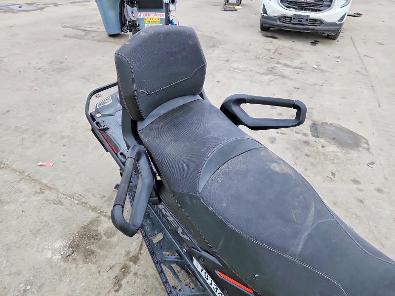 78134735 :رقم المزاد ، 2BPSUNKAXKV000118 vin ، 2019 Ski Renegade مزاد بيع