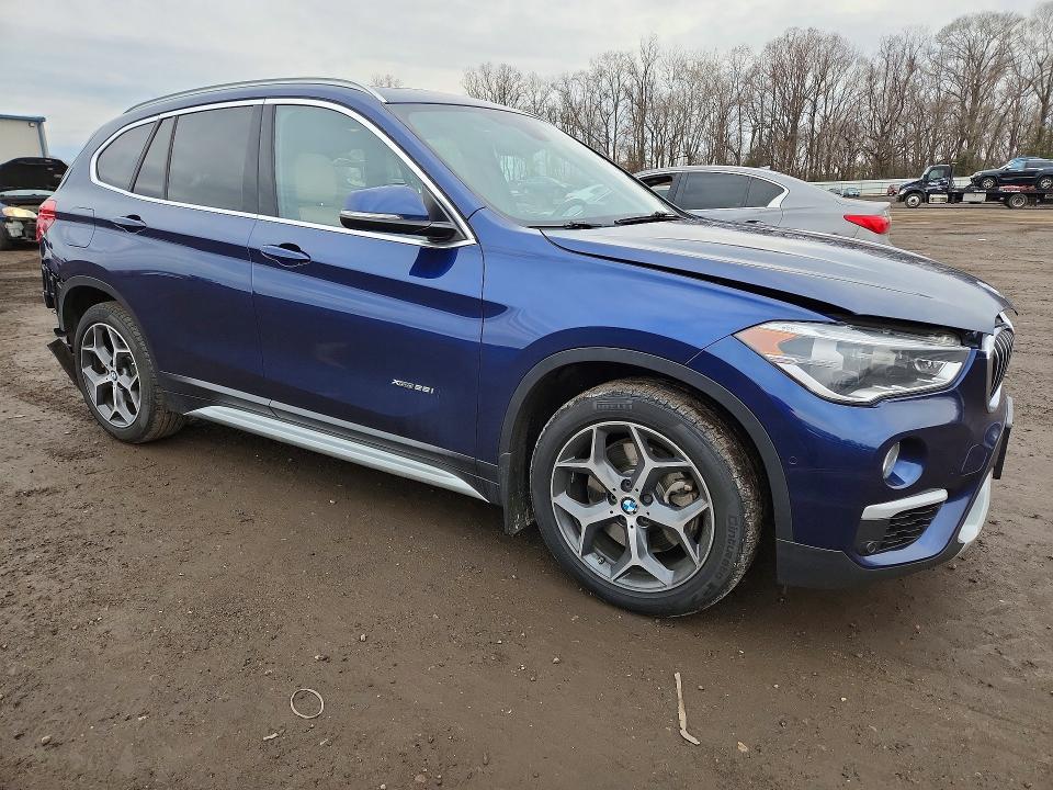Продаж на аукціоні авто 2017 Bmw X1, vin: WBXHT3C39H5F84579, номер лоту: 77282305