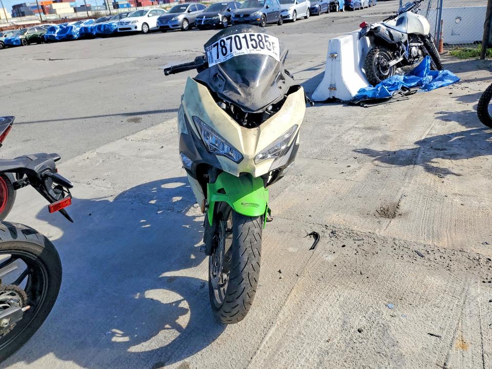 2022 Kawasaki Ex400 მანქანა იყიდება აუქციონზე, vin: JKAEXKG17NDAG9837, აუქციონის ნომერი: 78701585