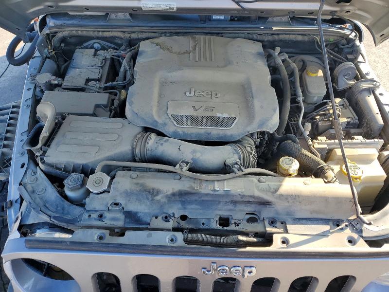 75827985 :رقم المزاد ، 1C4BJWDG8GL310597 vin ، 2016 Jeep Wrangler Unlimited مزاد بيع