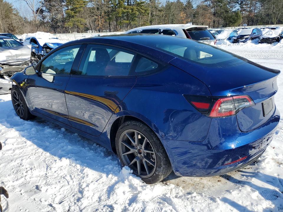 Продажа на аукционе авто 2023 Tesla Model 3, vin: 5YJ3E1EA0PF664722, номер лота: 75647915
