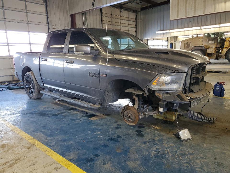 Продаж на аукціоні авто 2018 Ram 1500, vin: 1C6RR7MT5JS322852, номер лоту: 76772925