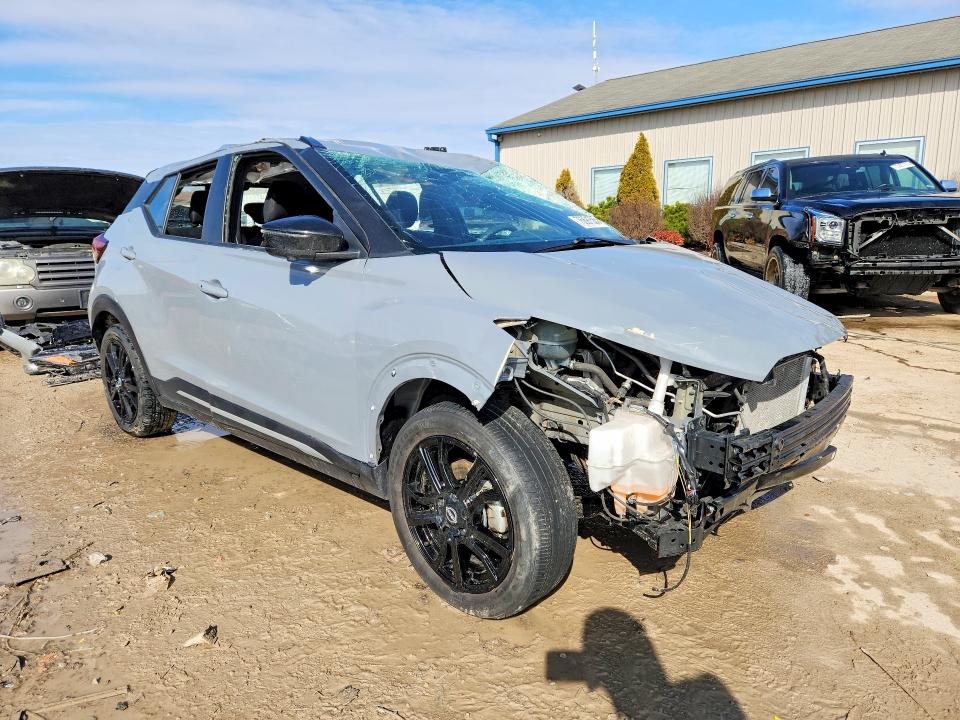 76891585 :رقم المزاد ، 3N1CP5DV6PL562593 vin ، 2023 Nissan Kicks مزاد بيع