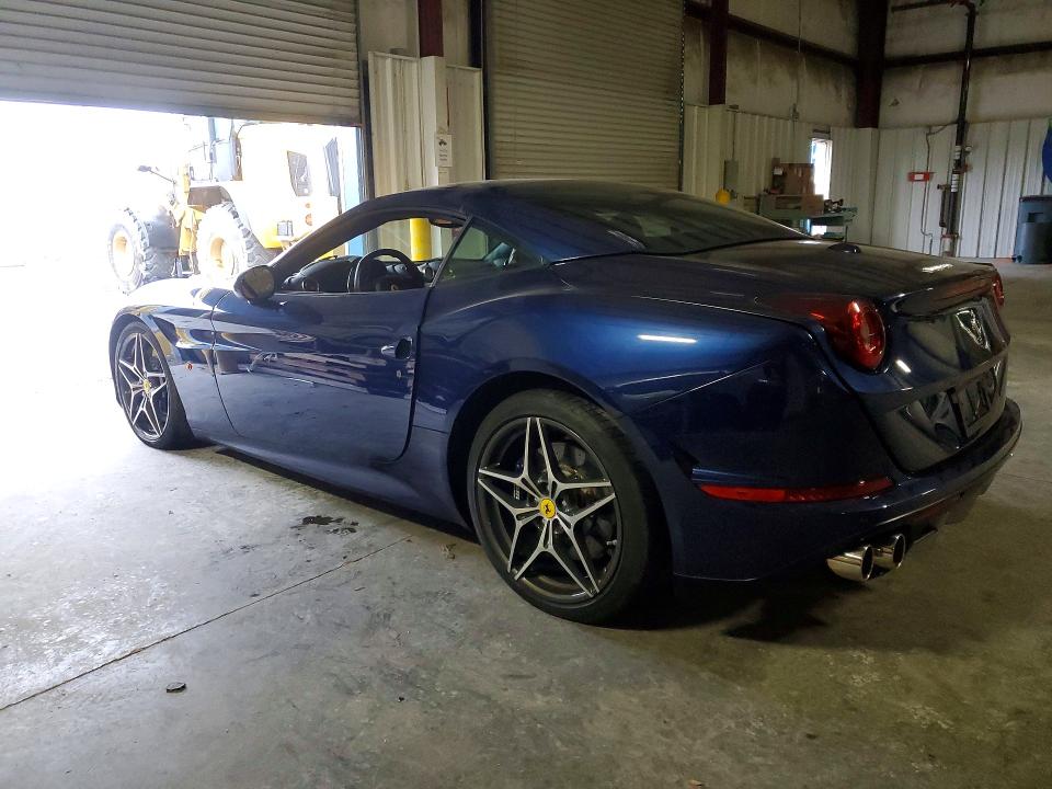 75048025 :رقم المزاد ، ZFF77XJA4H0226114 vin ، 2017 Ferrari California T مزاد بيع