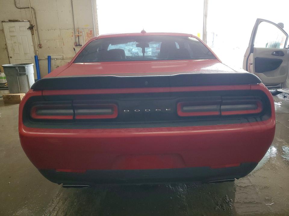 Продажа на аукционе авто 2016 Dodge Challenger, vin: 2C3CDZFJ1GH117215, номер лота: 76003875