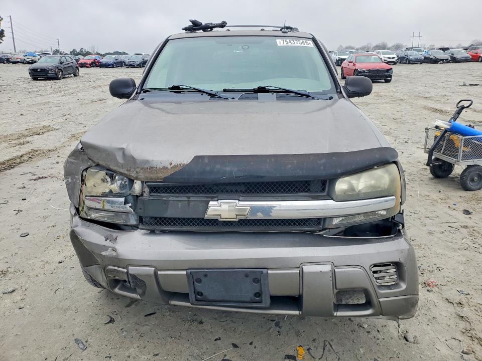 2005 Chevrolet Trailblazer მანქანა იყიდება აუქციონზე, vin: 1GNDS13S352135720, აუქციონის ნომერი: 75437585