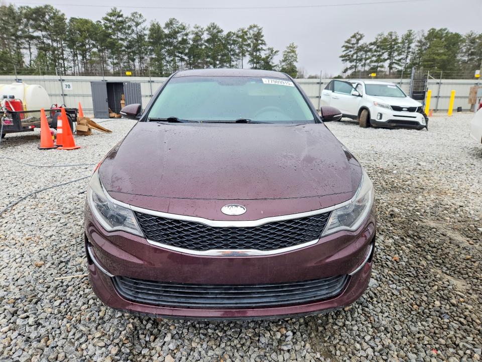 2018 Kia Optima მანქანა იყიდება აუქციონზე, vin: 5XXGT4L35JG263040, აუქციონის ნომერი: 77909915