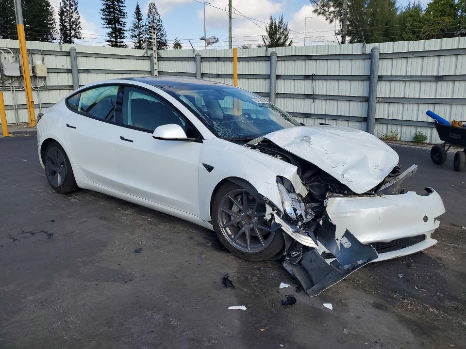 78109685 :رقم المزاد ، 5YJ3E1EA9MF854725 vin ، 2021 Tesla Model 3 مزاد بيع