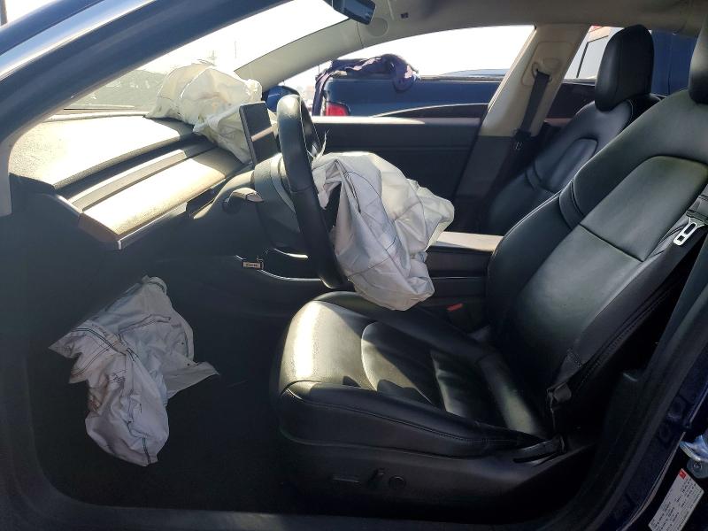 Продажа на аукционе авто 2018 Tesla Model 3, vin: 5YJ3E1EA2JF003703, номер лота: 76667895