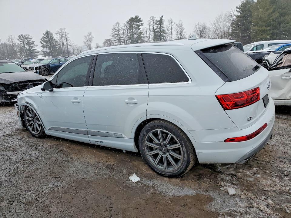 76512365 :رقم المزاد ، WA1LHAF77JD035252 vin ، 2018 Audi Q7 مزاد بيع