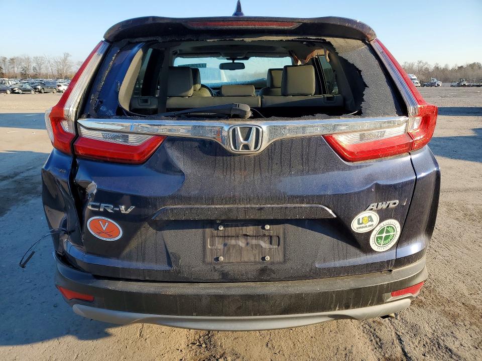 Продаж на аукціоні авто 2018 Honda Cr-v, vin: 7FARW2H85JE087204, номер лоту: 77396365