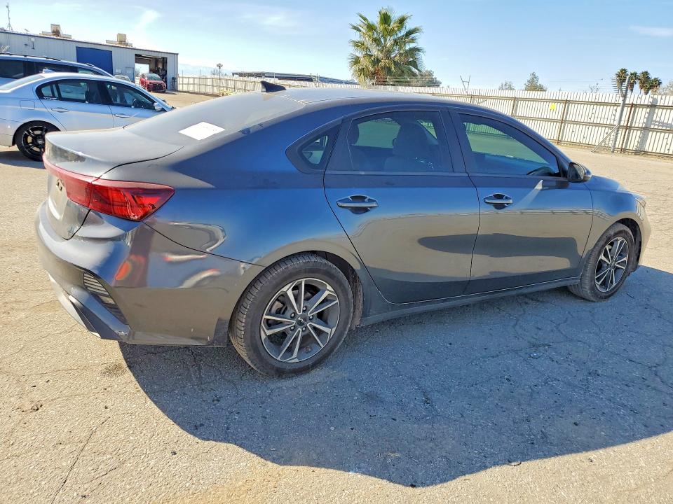 Продажа на аукционе авто 2023 Kia Forte, vin: 3KPF24AD6PE548969, номер лота: 77806425
