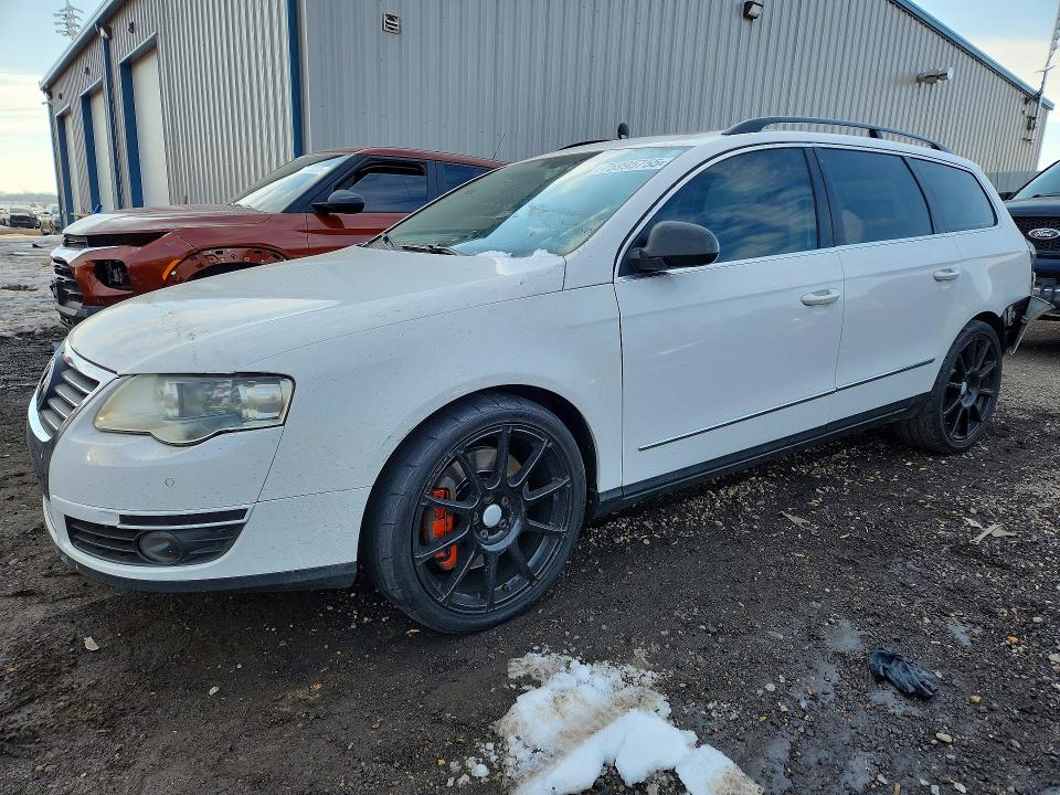 75995755 :رقم المزاد ، WVWRU73C18E060149 vin ، 2008 Volkswagen Passat مزاد بيع